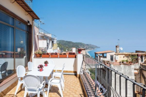 A Look of Taormina Apartments - a Few Steps from the Center